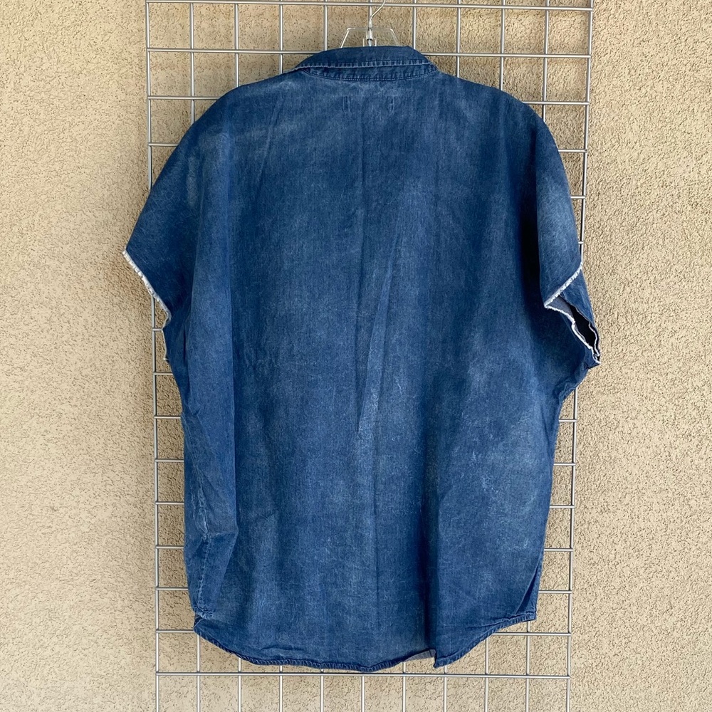 Denim Chambray Button Down Sleeves Vest Jean Shirt - Picture 2 of 4